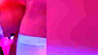 Publicized prostitute with big tits in California live porn show