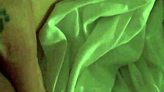 I am fuking off with a tatooed milf and her monster cock piercin