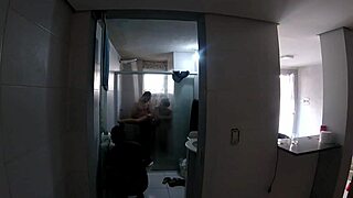 suruba no vestiario da quadra de futebol - gaucho pussyhunter - joy cardozo - dinigata