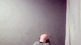 mature woman handles monster bbc