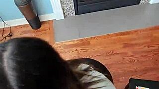 McDonald's Guy Rewarded With Milf's Deepthroat