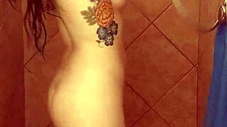 Get Clean With Me In The Bath!