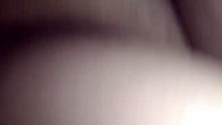 Fucking Milf Without Condom And Filling Her With Cum