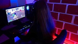 I Welcome The New Ebony Neighbor With Pussy Fucking And Cum