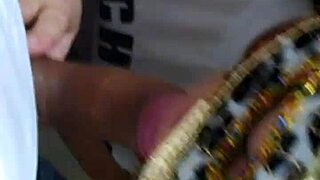 vadia gives a delicious blowjob in homemade fetish scene