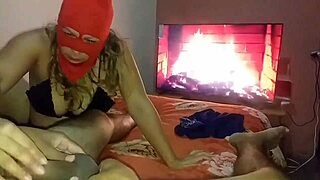 Rica venezolana offers payment with her body in bogota colombia