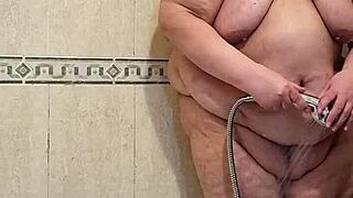 Coolmarina, pee and fuck with dildo?