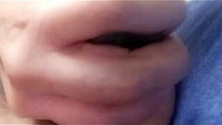 i'm masturbating so nicely with this cucumber, says the mature central american woman