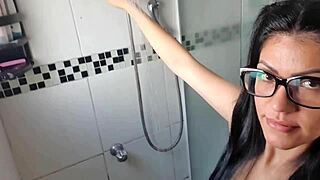 Mommy’s little pussy gets wet and tasty after anal sex and tasering