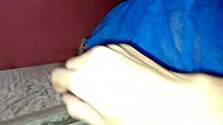 Colombian milf calls for secret sex