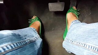 i connect with intimate milf on webcam for european italian fetish skype session