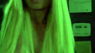 Petite Lesbian Oral Rubs!