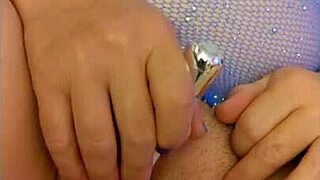 hotwife steffi does a sexy pussy dance at mardi gras 😍