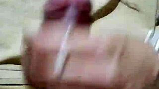 Horny latina masturbates to orgasm in work bathroom