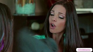 Stepdaughter Facesits Her Busty Stepmom