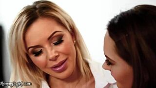 elle seduces real estate agent with stepdaughter for discount deal