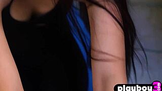 Vanessa Angel Bares Natural Curves