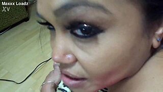 Latina MILF fucked in juicy ass