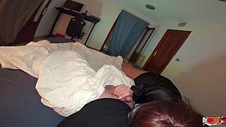 A steamy encounter with a sexy MILF in bed and giving her vagina pleasure