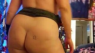 Steffi Gold's seductive dance in her homemade amateur video
