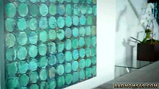 Canadian Milf’s Hot Arts Turn Into Steamy Action