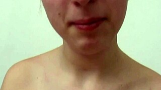 A big cock gets his pussy pounded in a homemade movie of Italian milf Nike