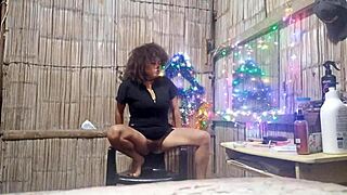Asian MILF and pizza boy heat up Christmas with sex