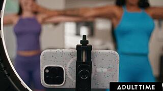 Hey, Cali Sweets, Lick My Pussy After This Sweaty Workout!