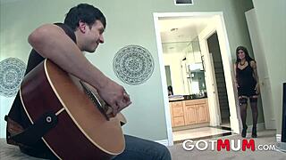 Inked Latina MILF Gabby Quinteros gets a hot blowjob
