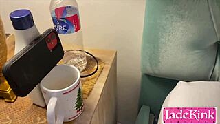 Big pussy lips of the wife get pounded hard