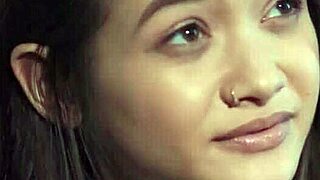 Reagan Foxx Initiates Teen In Lesbian Tribbing