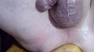 Double penetration with huge toys for a mature woman