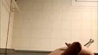 European housewife gets humiliated and spanked by her Maledom