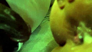 纹身77岁老奶奶狂野肛交大黑鸡巴