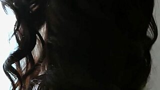 黑人熟女莱奥拉贝尔秀惊艳曲线？