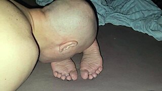 Stepmother’s feet fetish: stepson satisfies her every desire