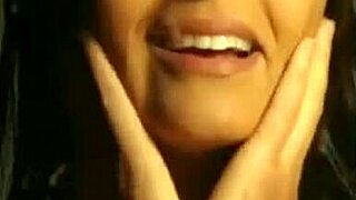 Desi sexy bhabhi lovers getting wild now!