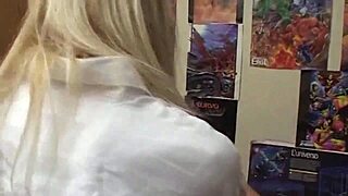 Young 18+ man seduces mature man for encounter