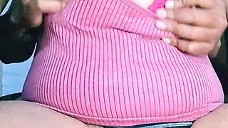 Wow, check this juicy hairy pussy on chubby indian girl!