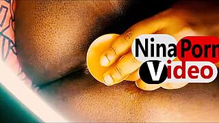 Black MILF masturbates and squirts in this homemade porn video