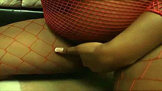 Anna Belle's Big Bubble Butt Shines in Hardcore Bed Fuck Scene