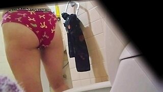 My hot stepmom, an Argentine, is pissing on my cock openly