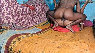 Desi wife's hot sex on the bed, best jamakr chudai