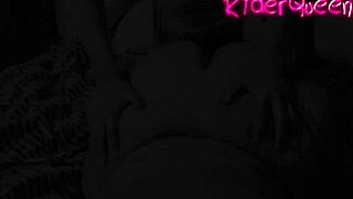 Cock-craving stepmom gets her pussy hammered by a huge dick