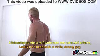 嘿，我喜欢看我的妻子和一个带巨大鸡巴的家伙