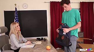 新人警报！今天操我的熟女老师