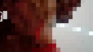 Big tits milf trades pussy for minecraft favor