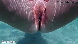 Mature woman gets creampied while swimming in the pool