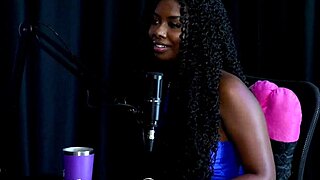 Wearing black, she was unaware of being filmed. Surprising!