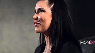 Romi Rain, incredible body, enthusiastic cabarets every day